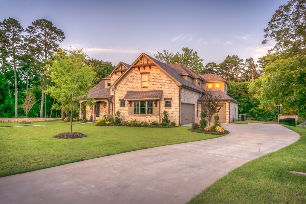 Greener Landscaping | 10670 Guelph Line, Campbellville, ON L0P 1B0, Canada | Phone: (905) 299-4325