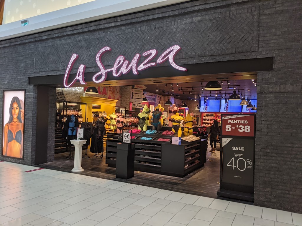 La Senza | 5000 Canoe Pass Wy space 127, Tsawwassen, BC V4M 0B3, Canada | Phone: (604) 350-1037