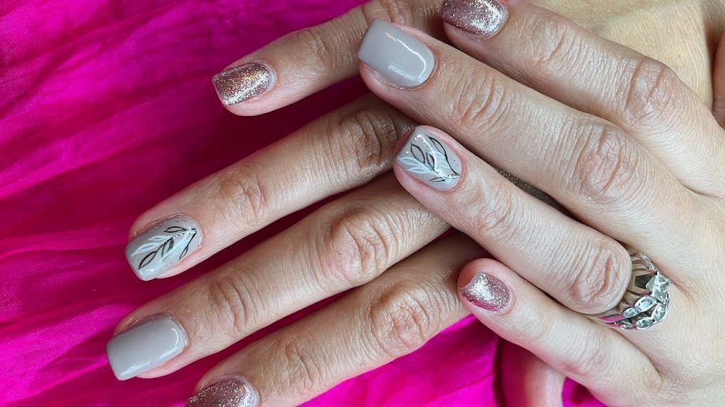 Tammys Nails | 133 Grand Ave, Norglenwold, AB T4S 1S5, Canada | Phone: (403) 392-9254