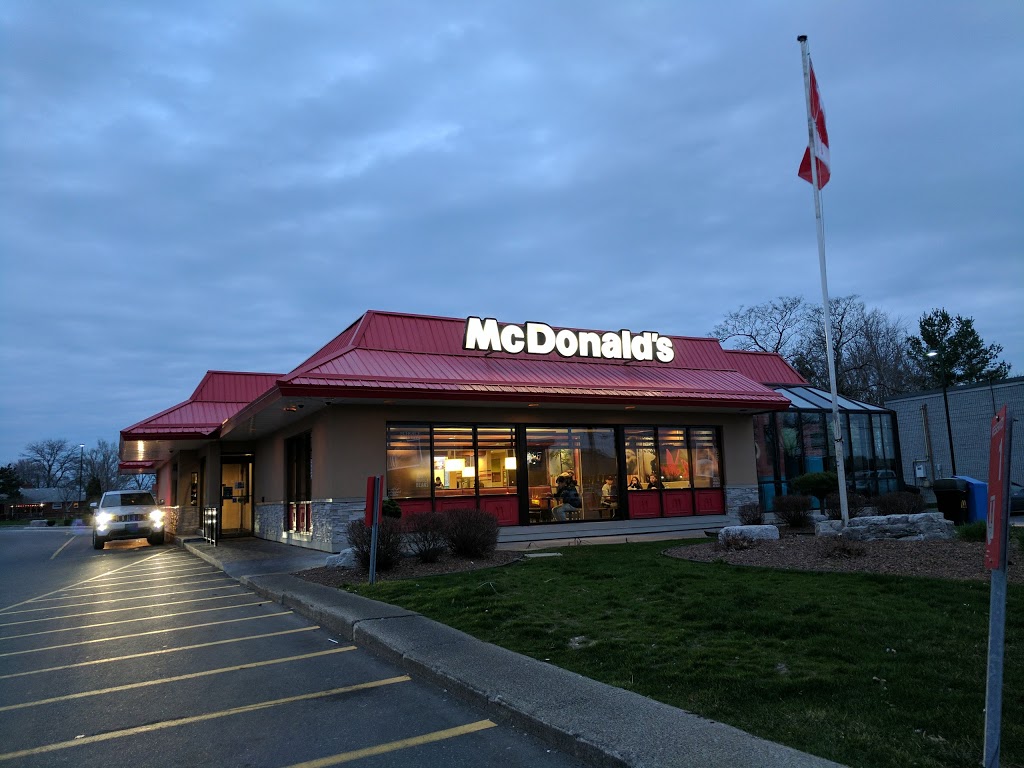 McDonalds | 214 Talbot St W, Leamington, ON N8H 1P1, Canada | Phone: (519) 326-1311