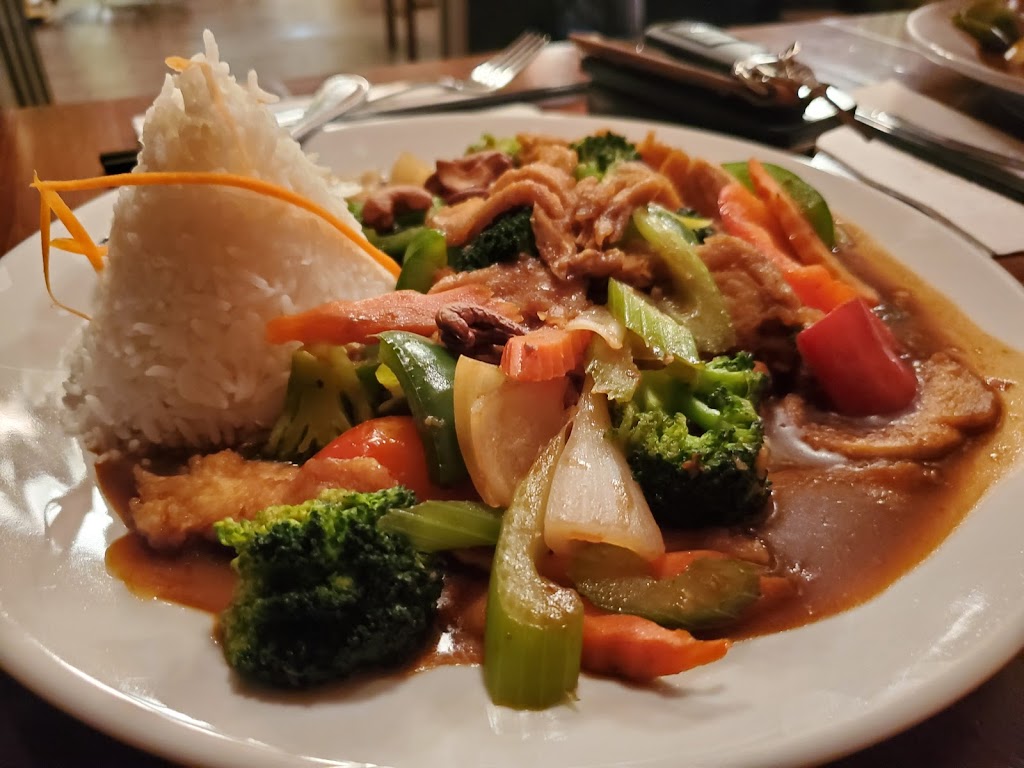 Thai Palace Restaurant | 1140 Lauzon Rd, Windsor, ON N8S 3N1, Canada | Phone: (519) 948-6161