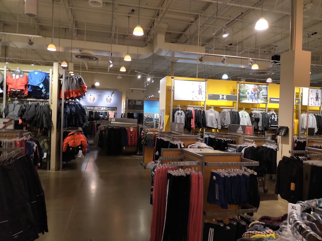 Sport Chek Fairway Best Mall | 655 Fairway Rd S, Kitchener, ON N2C 1X4, Canada | Phone: (519) 896-2310