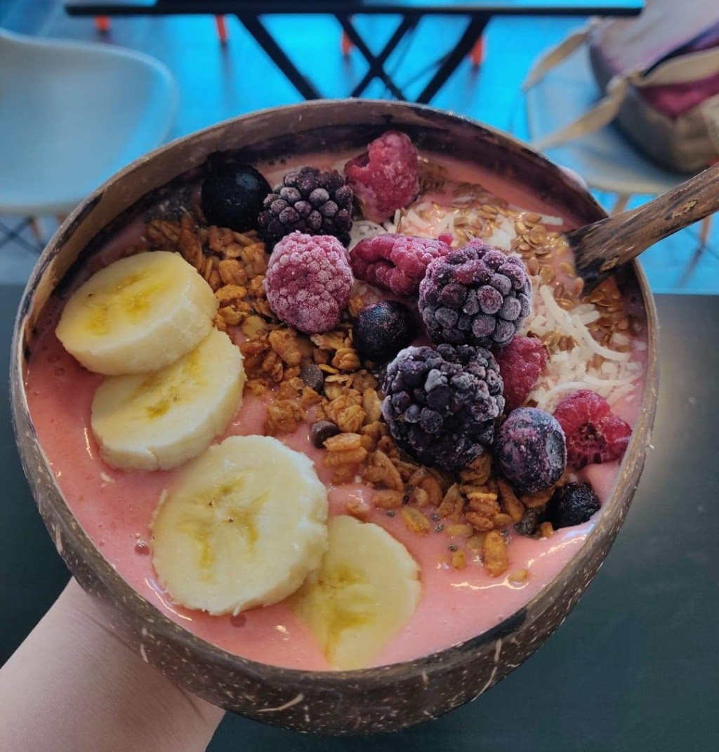 Pomelo Hat | 1196 Bank St, Ottawa, ON K1S 3Y1, Canada | Phone: (819) 319-7199