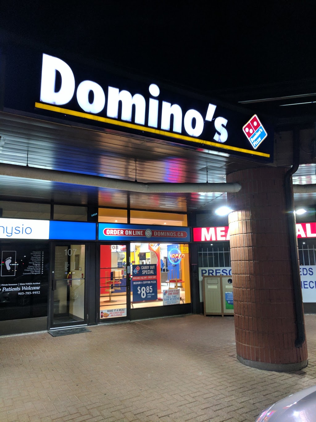 Dominos Meadowvale | 6750 Winston Churchill Blvd, Mississauga, ON L5N 4C4, Canada | Phone: (905) 824-0300