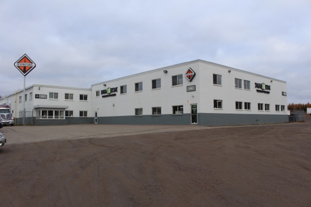 Maxim Truck and Trailer | 125 Conservation Rd, Thunder Bay, ON P7B 7A4, Canada | Phone: (807) 344-5834