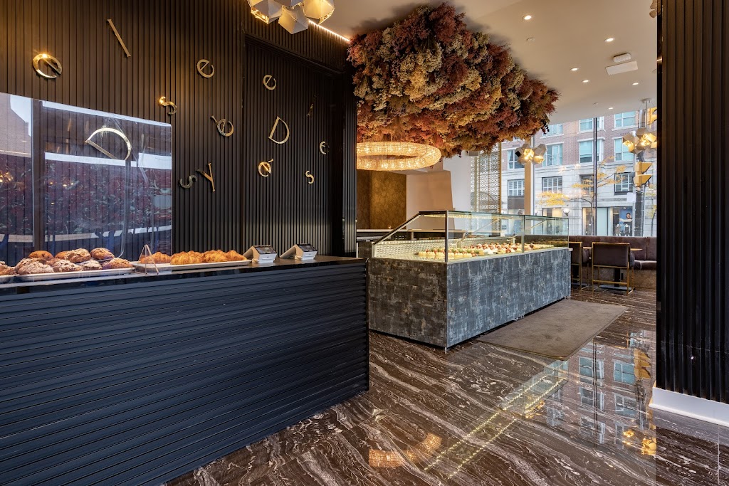 Delysées Luxury Desserts Yorkville Main Level Retail Delysees, 161