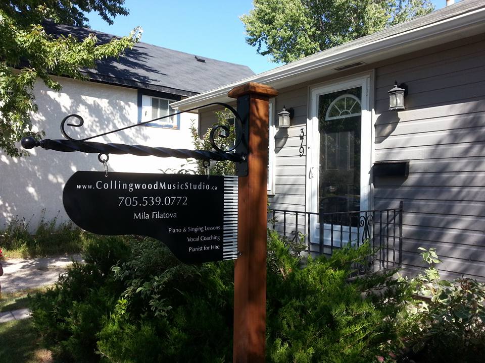 Collingwood Music Studio | 379 Hurontario St, Collingwood, ON L9Y 2M7, Canada | Phone: (705) 539-0772