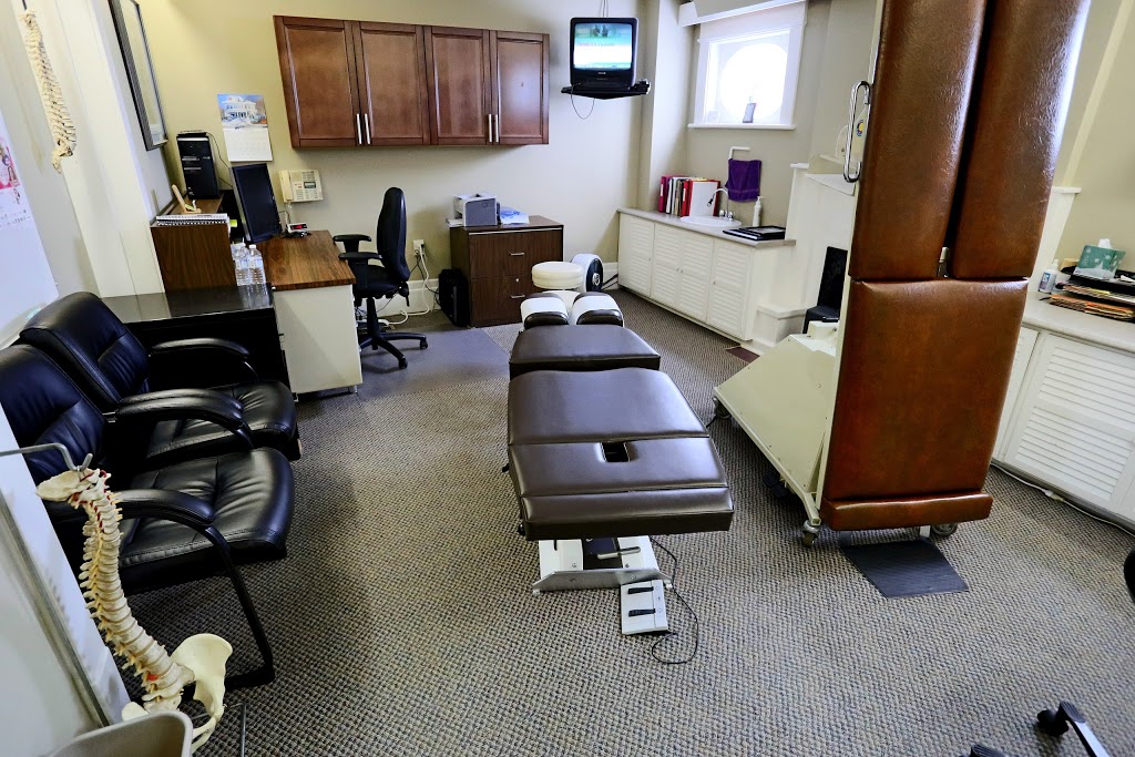 Dr. Alex J Dougley, Cambridge Chiropractor | 348 King St E, Cambridge, ON N3H 3M8, Canada | Phone: (519) 653-7872