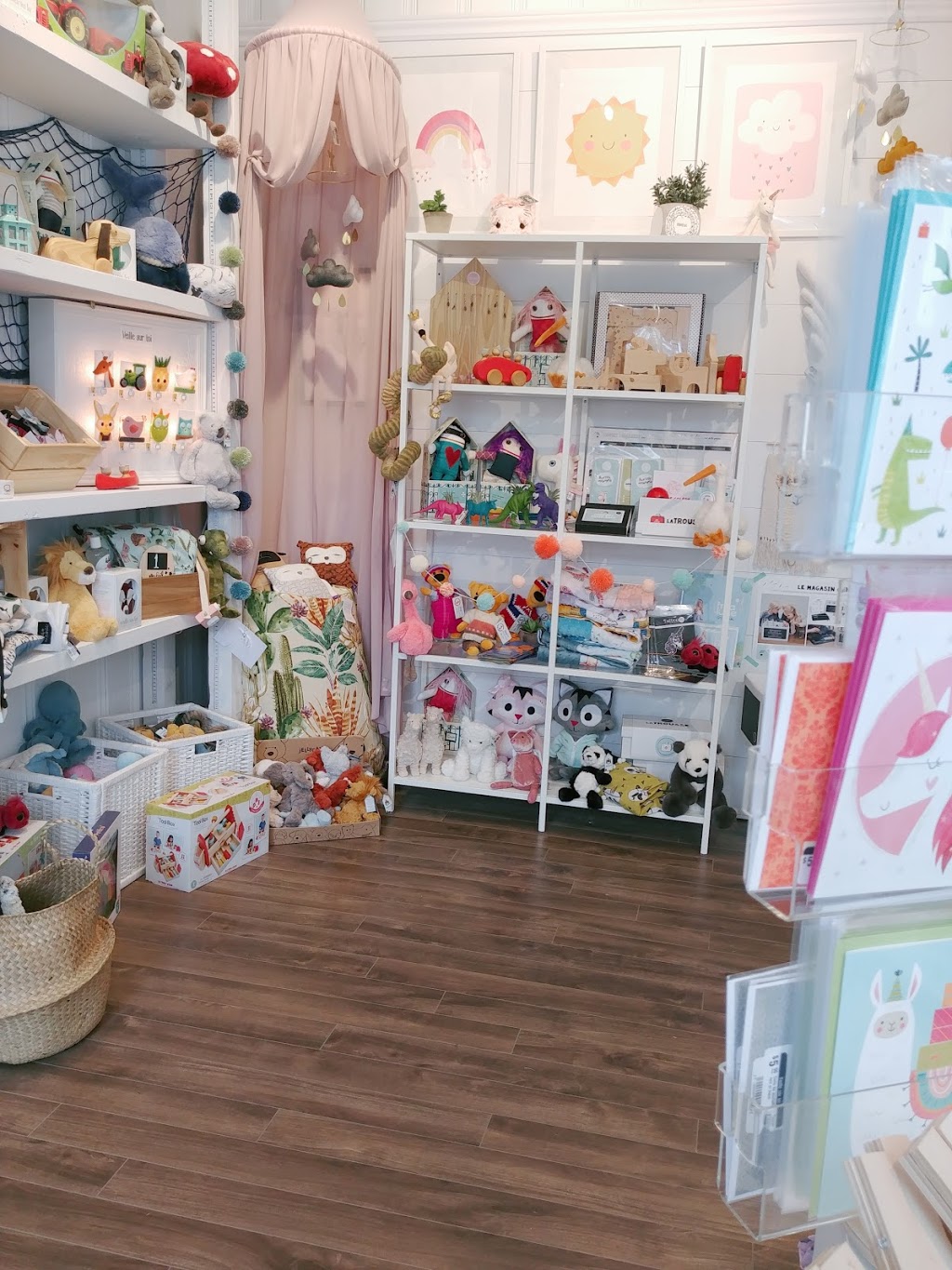 Veille sur toi | 655 Rue Hauterive, Laval, QC H7G 4L8, Canada | Phone: (450) 239-0350