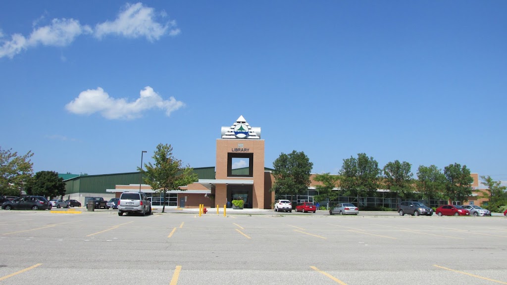 Keswick Real Estate Agents - Wayne Winch and Brenda Brouwer | 430 The Queensway S, Keswick, ON L4P 2E1, Canada | Phone: (905) 476-4111