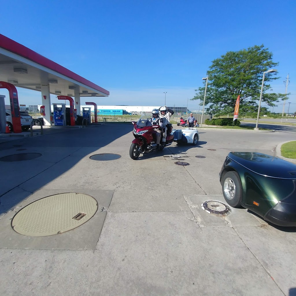 Esso | 640 Martin St, Milton, ON L9T 3H6, Canada | Phone: (905) 693-0348