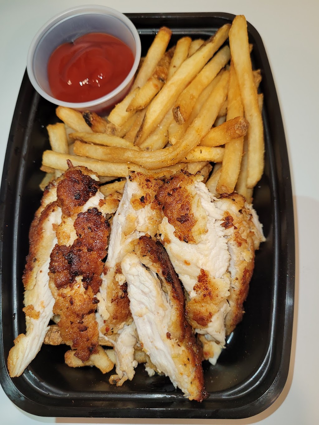 Spice N Flames | 3701 Portage Rd #6, Niagara Falls, ON L2J 2K8, Canada | Phone: (289) 296-0920
