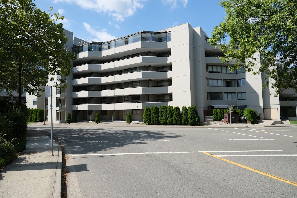 Moberly | 630 Millbank, Vancouver, BC V5Z 4B7, Canada | Phone: (604) 872-7777