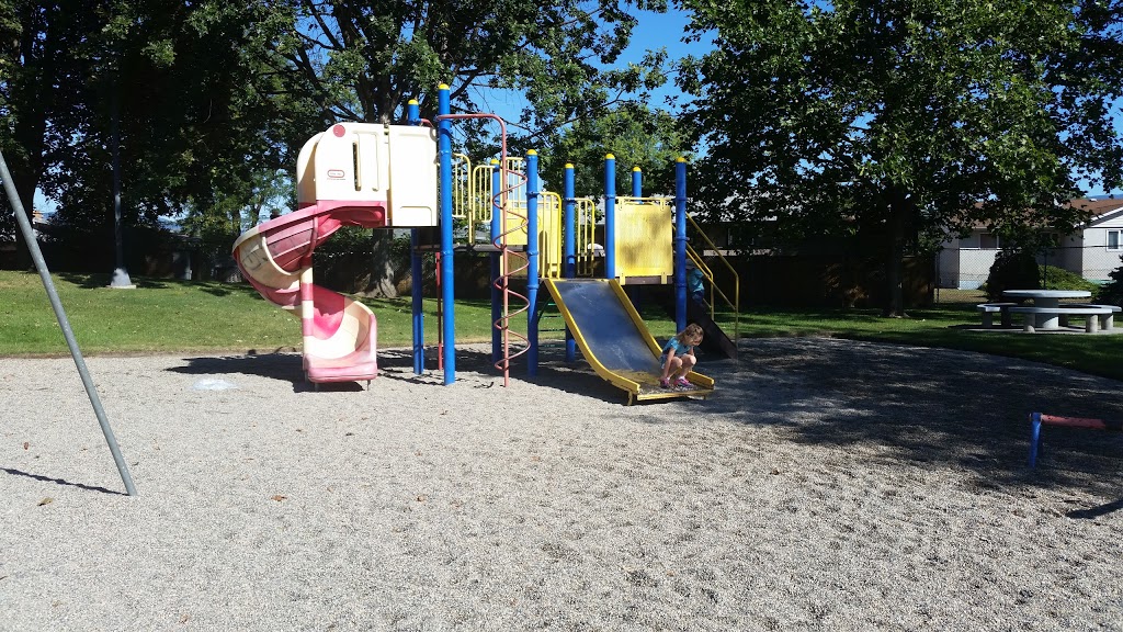 Briarwood Park | 326 Primrose Rd, Kelowna, BC V1X 2G5, Canada