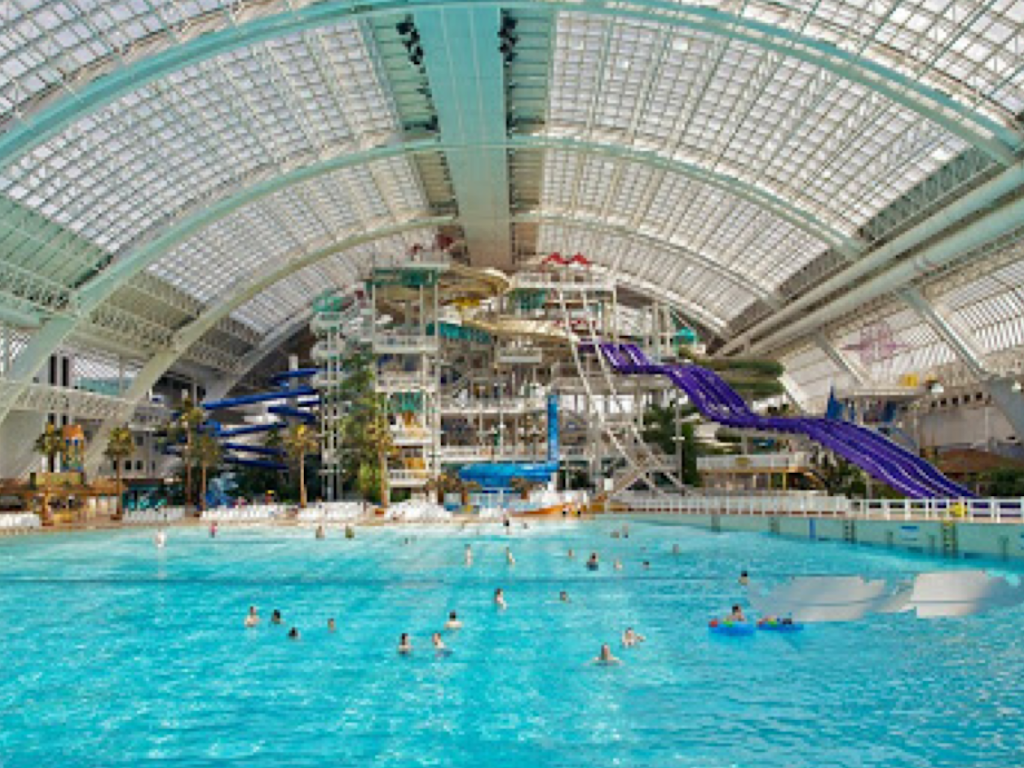 Fantasyland Hotel West Edmonton Mall | 17700 87 Ave NW, Edmonton, AB T5T 4V4, Canada | Phone: (800) 737-3783
