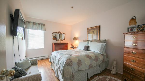 Cambridge Court Apartments | 10 Brookside Dr, Moncton, NB E1E 4M8, Canada | Phone: (833) 258-9494