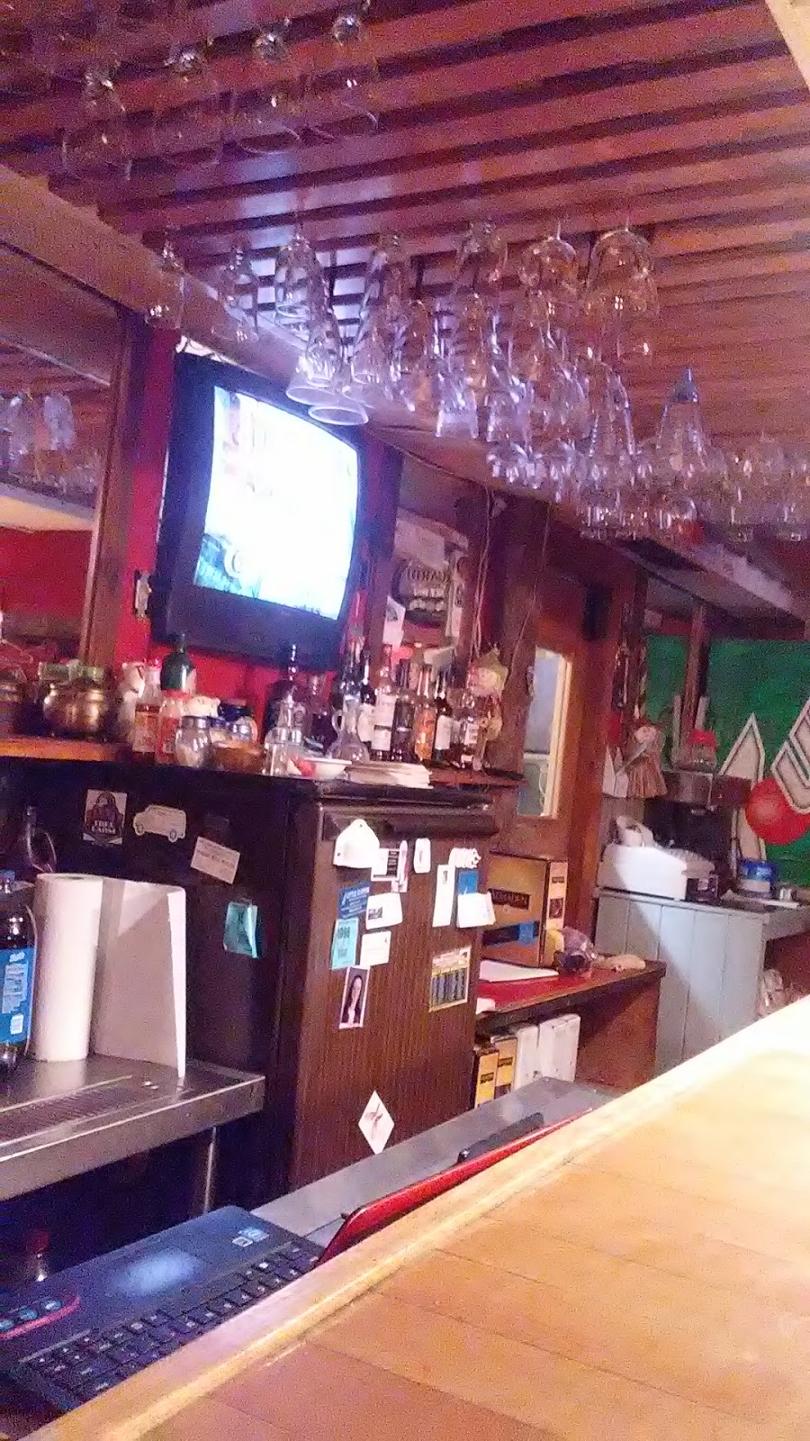 Chez Pidgeon Restaurant | 1282 VT-114, Norton, VT 05907, USA | Phone: (802) 822-5258