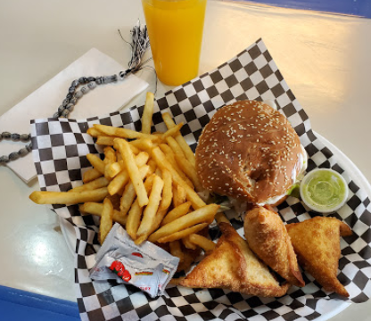 Samosa House | 9405 118 Ave NW, Edmonton, AB T5G 0N5, Canada | Phone: (780) 760-2020