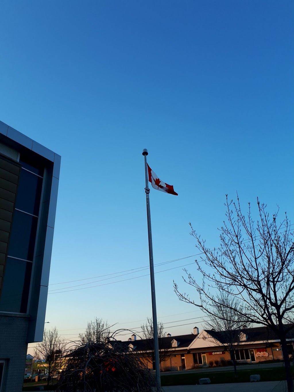 Abraham Erb Public School | 710 Laurelwood Dr, Waterloo, ON N2V 2V3, Canada | Phone: (519) 747-7694