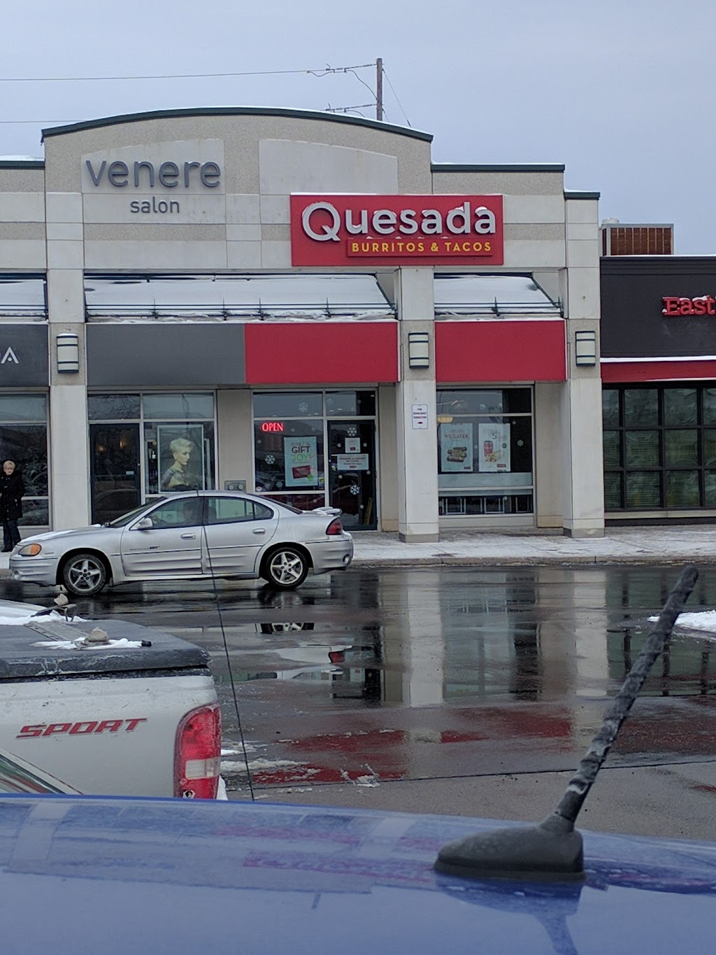 Quesada Burritos & Tacos | 2000 Appleby Line, Burlington, ON L7L 6M6, Canada | Phone: (289) 337-9151