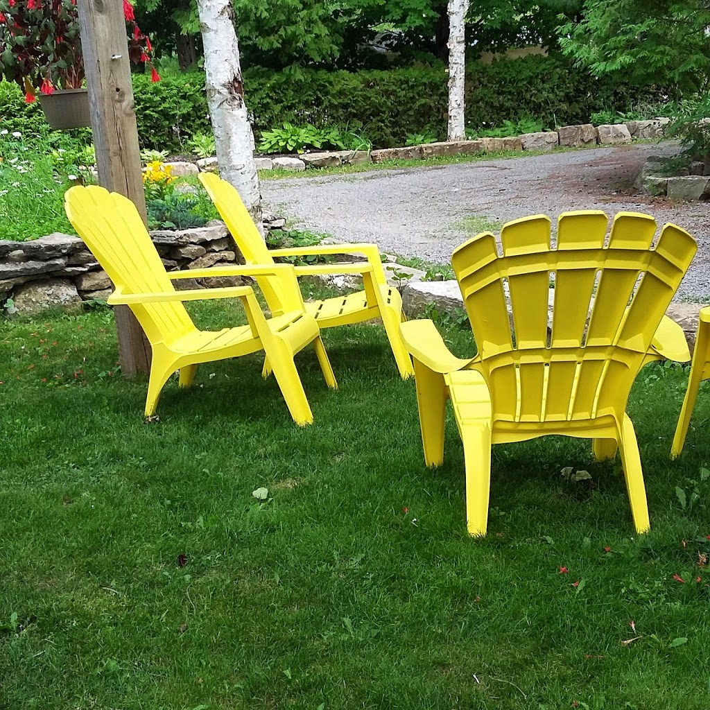 Avian Woods Bed & Breakfast | 231 Front St W P227, Bobcaygeon, ON K0M 1A0, Canada | Phone: (705) 731-0331