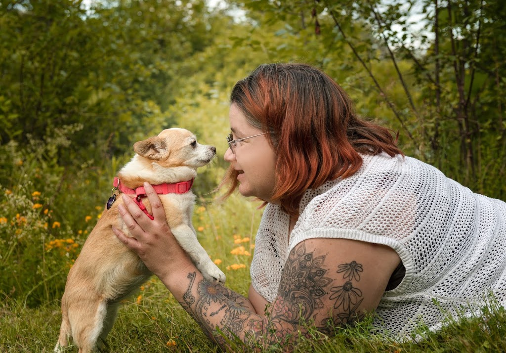 Laura Wombwell Photography | 53 Chesterton Ln, Guelph, ON N1E 6S8, Canada | Phone: (519) 766-7233