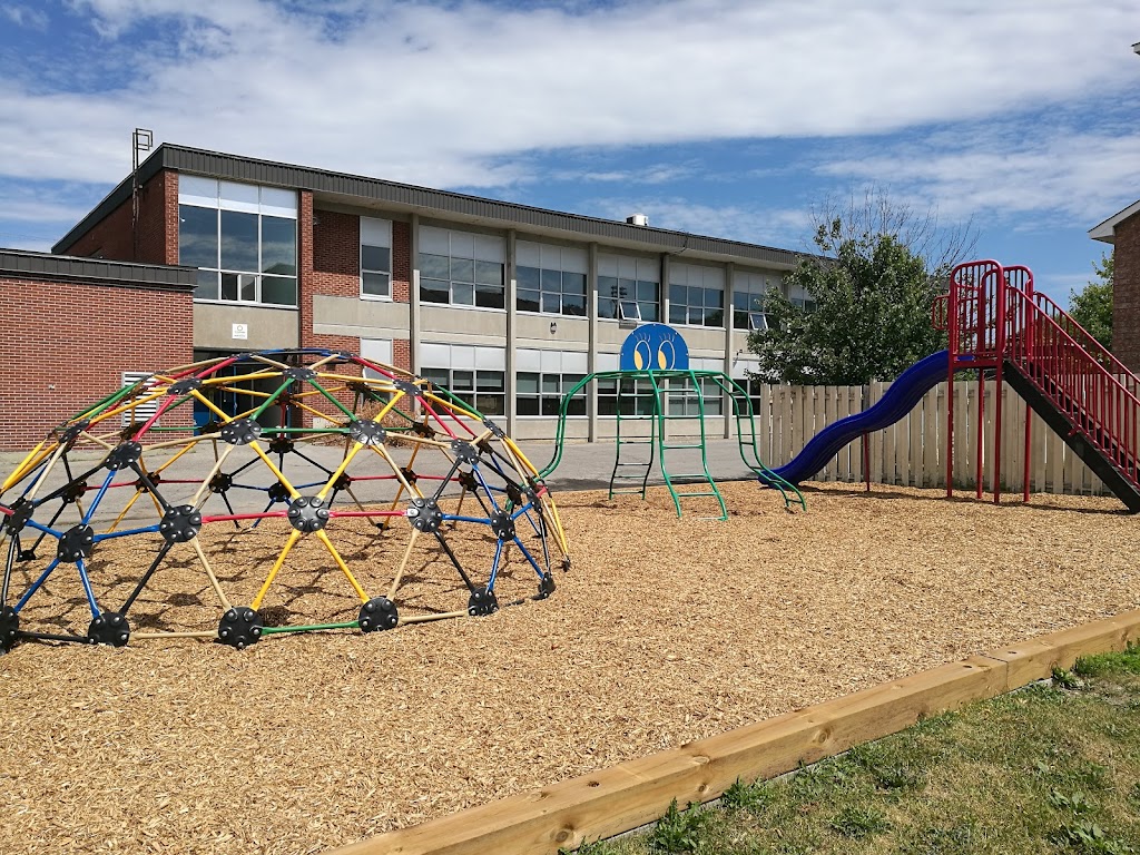 Westboro Academy | 1000 Brookfield Rd E, Ottawa, ON K1V 6J1, Canada | Phone: (613) 737-9543