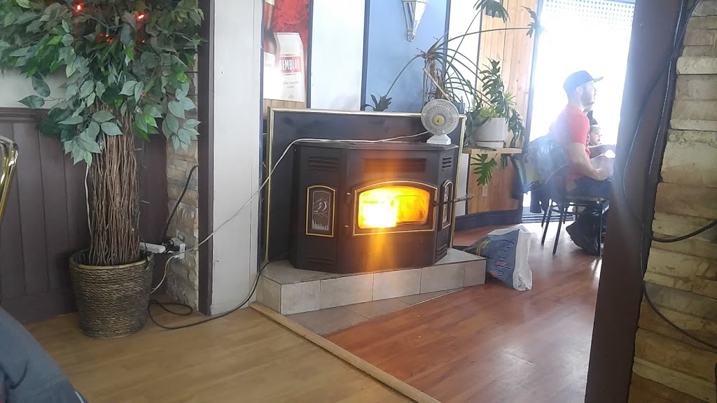 Restaurant Elios Pizzeria | 600 QC-349, Saint-Alexis-des-Monts, QC J0K 1V0, Canada | Phone: (819) 265-3499