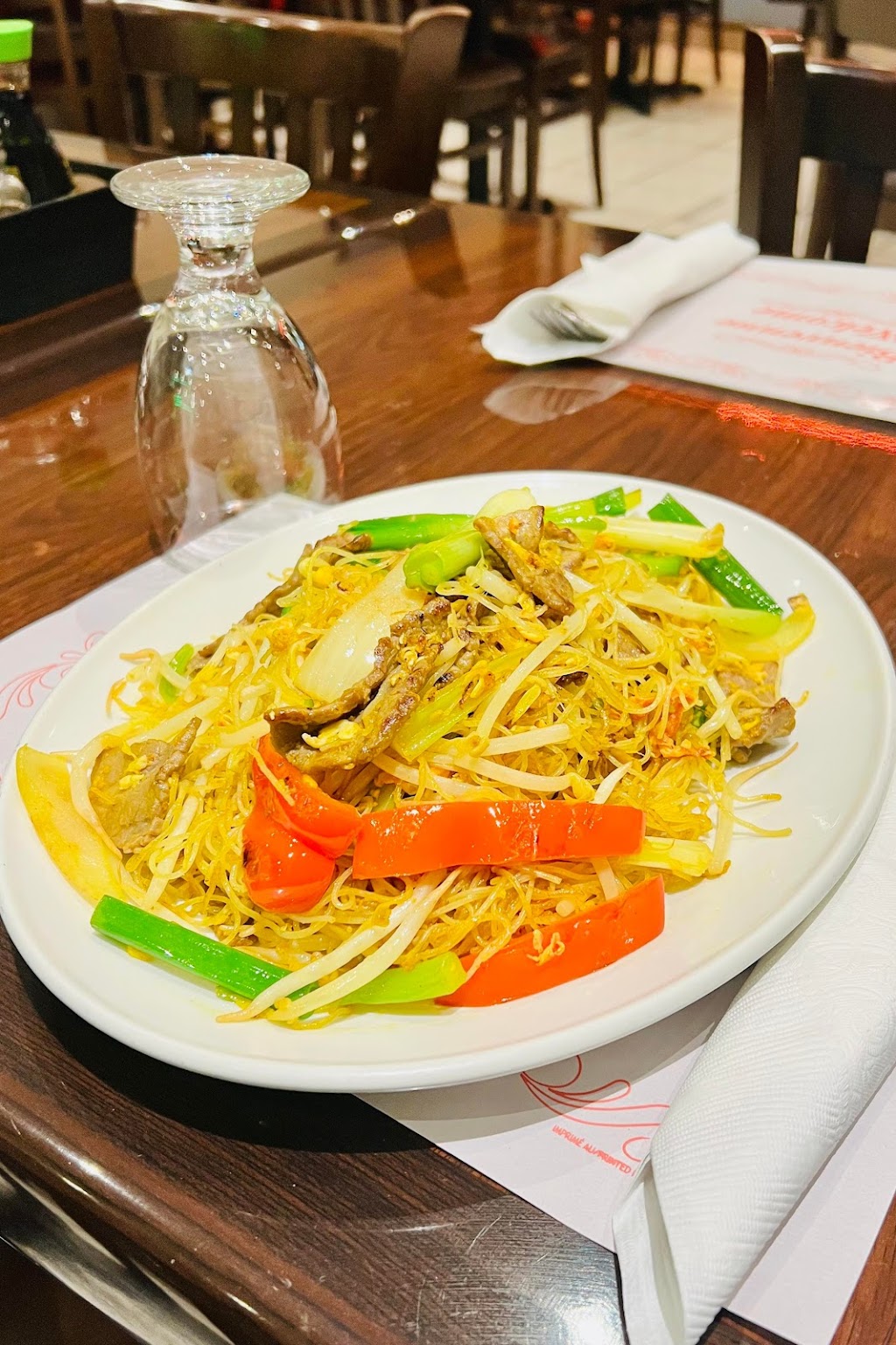 Hoan Lan | 5833 Bd Léger, Montréal-Nord, QC H1G 1K7, Canada | Phone: (514) 509-9882