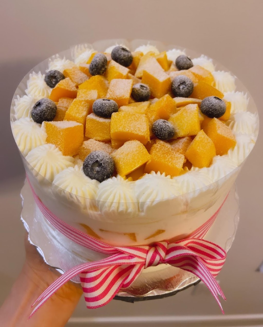 Minnie’s Cakery | 188 Frederick Pearson St, East Gwillimbury, ON L9N 0Y9, Canada | Phone: (778) 859-8519