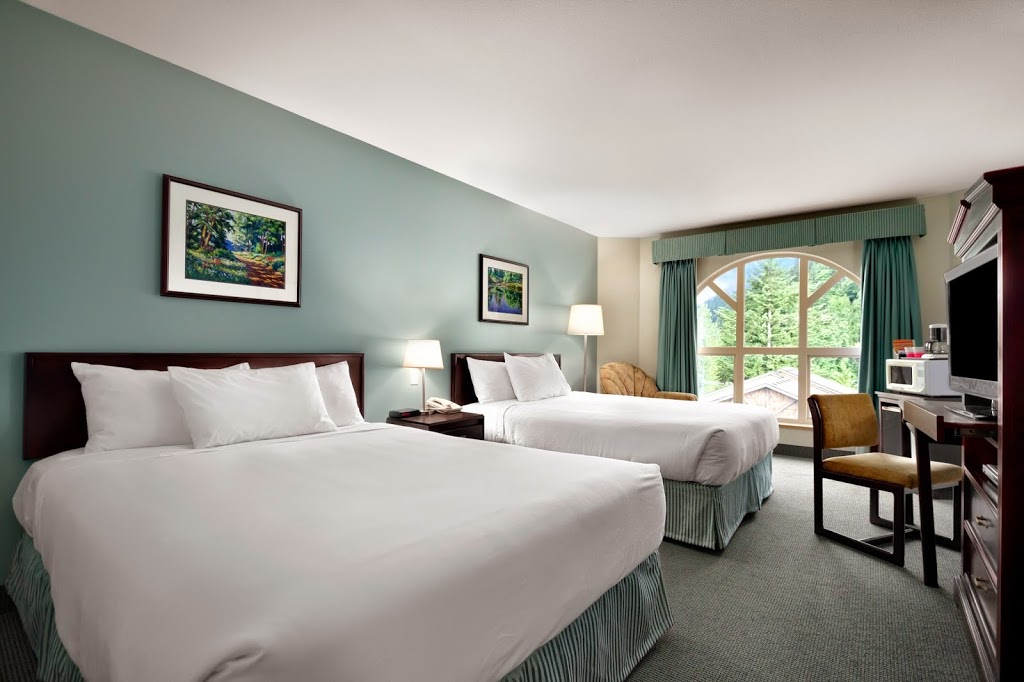 Harrison Lake Hotel | 190 Lillooet Rd, Harrison Hot Springs, BC V0M 1K0, Canada | Phone: (888) 265-1155