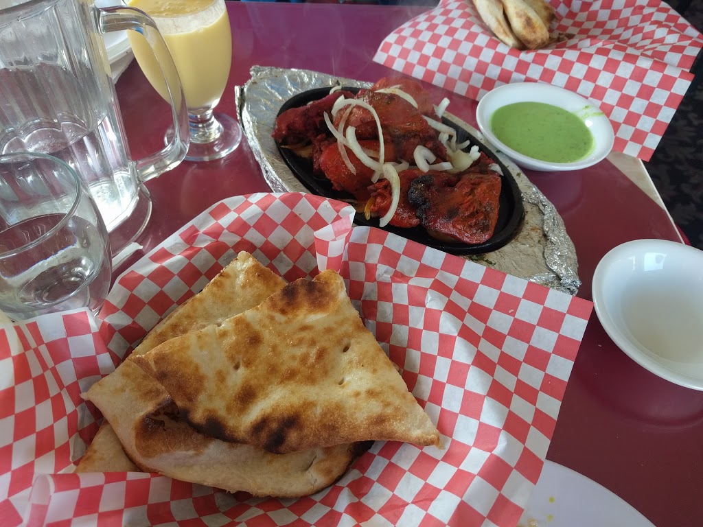 Passage To India Restaurant | 5546 Robinson St, Niagara Falls, ON L2G 2A8, Canada | Phone: (905) 371-3444