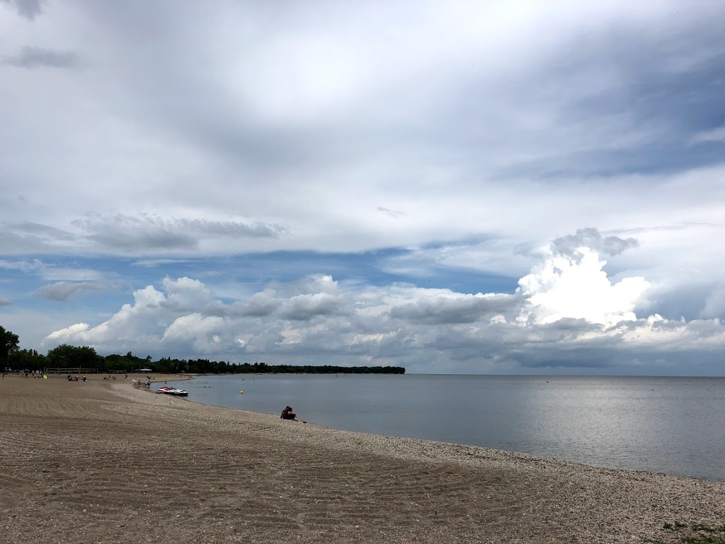 Lakeview Gimli Resort | Box 1860, 10 Centre St, Gimli, MB R0C 1B0, Canada | Phone: (204) 642-8565
