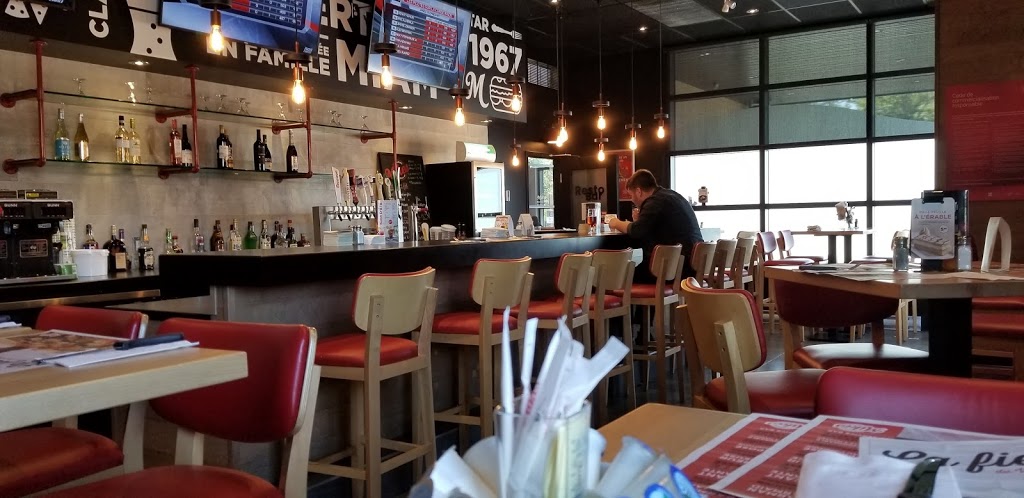Mikes | 1191 Autoroute Duplessis, LAncienne-Lorette, QC G2G 2B4, Canada | Phone: (418) 872-4867