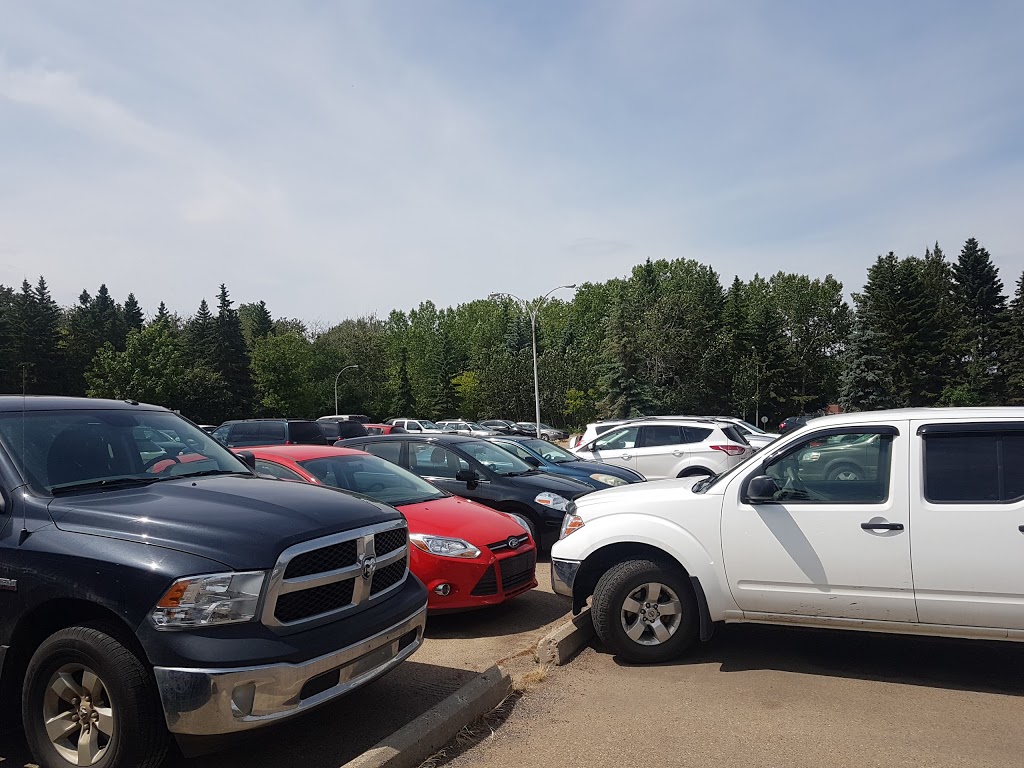 Gold Bar Parking Lot | 9 Goldbar Park Rd NW, Edmonton, AB T6A 2E9, Canada