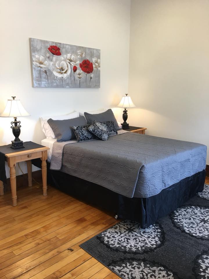 Solace On Turnberry Suites, Spa & Gift Shop | 439 Turnberry St, Brussels, ON N0G 1H0, Canada | Phone: (519) 887-9682