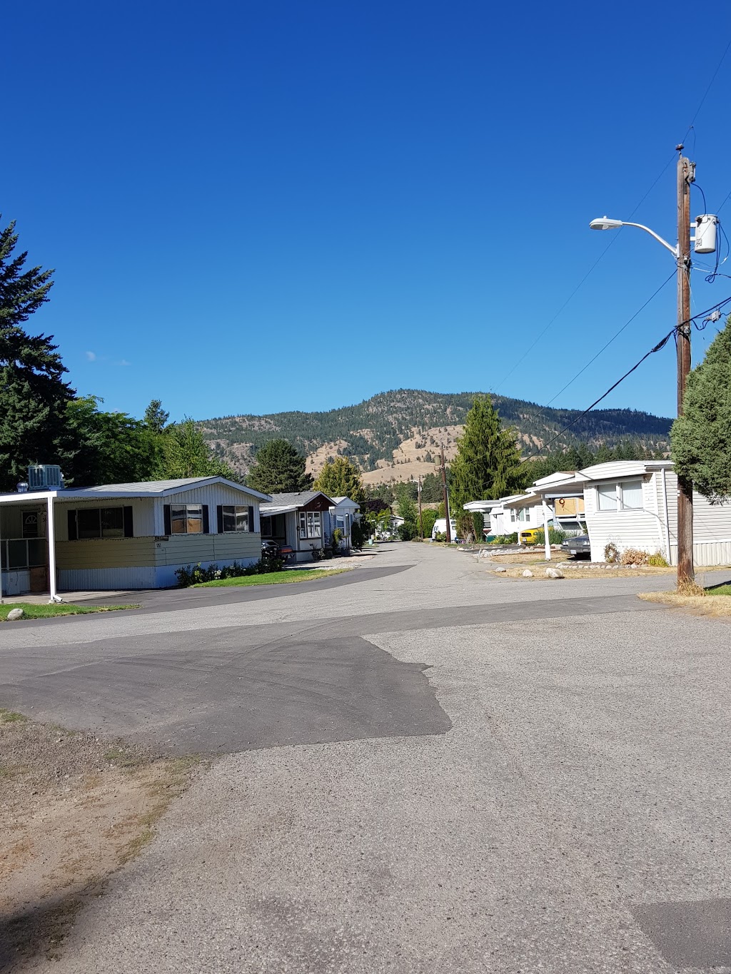 Summokan Mobile Home Park | 8712 Steuart St, Summerland, BC V0H 1Z6, Canada | Phone: (250) 494-5941