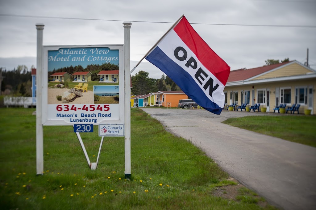 Atlantic View Motel and Cottages | 230 Masons Beach Rd, Lunenburg, NS B0J 2C0, Canada | Phone: (902) 634-4545
