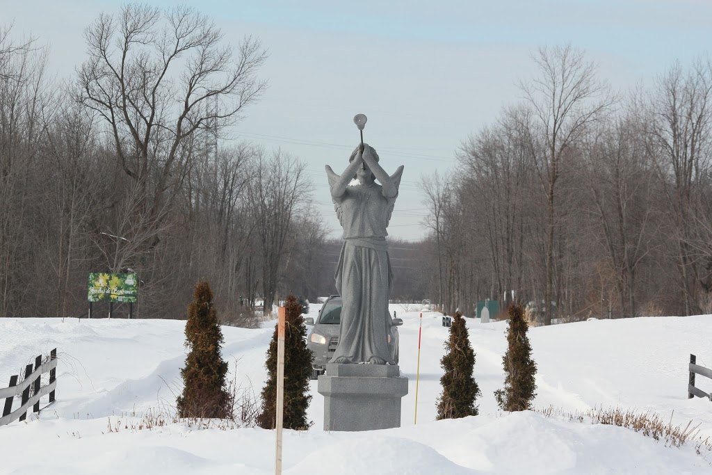 Le Cimetière de Laval | 5505 Rang du Bas-Saint-François, Laval, QC H7E 4P2, Canada | Phone: (450) 661-7017