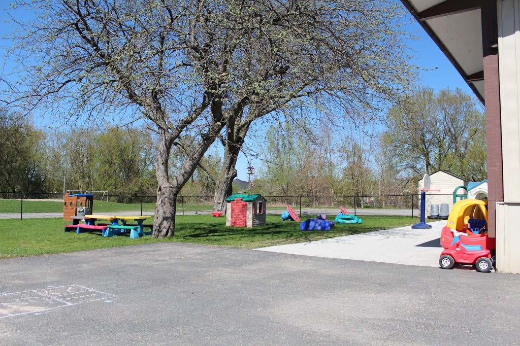 Little Blessings Nursery School | 4240 Anderson St, Whitby, ON L1R 2W1, Canada | Phone: (905) 655-4534