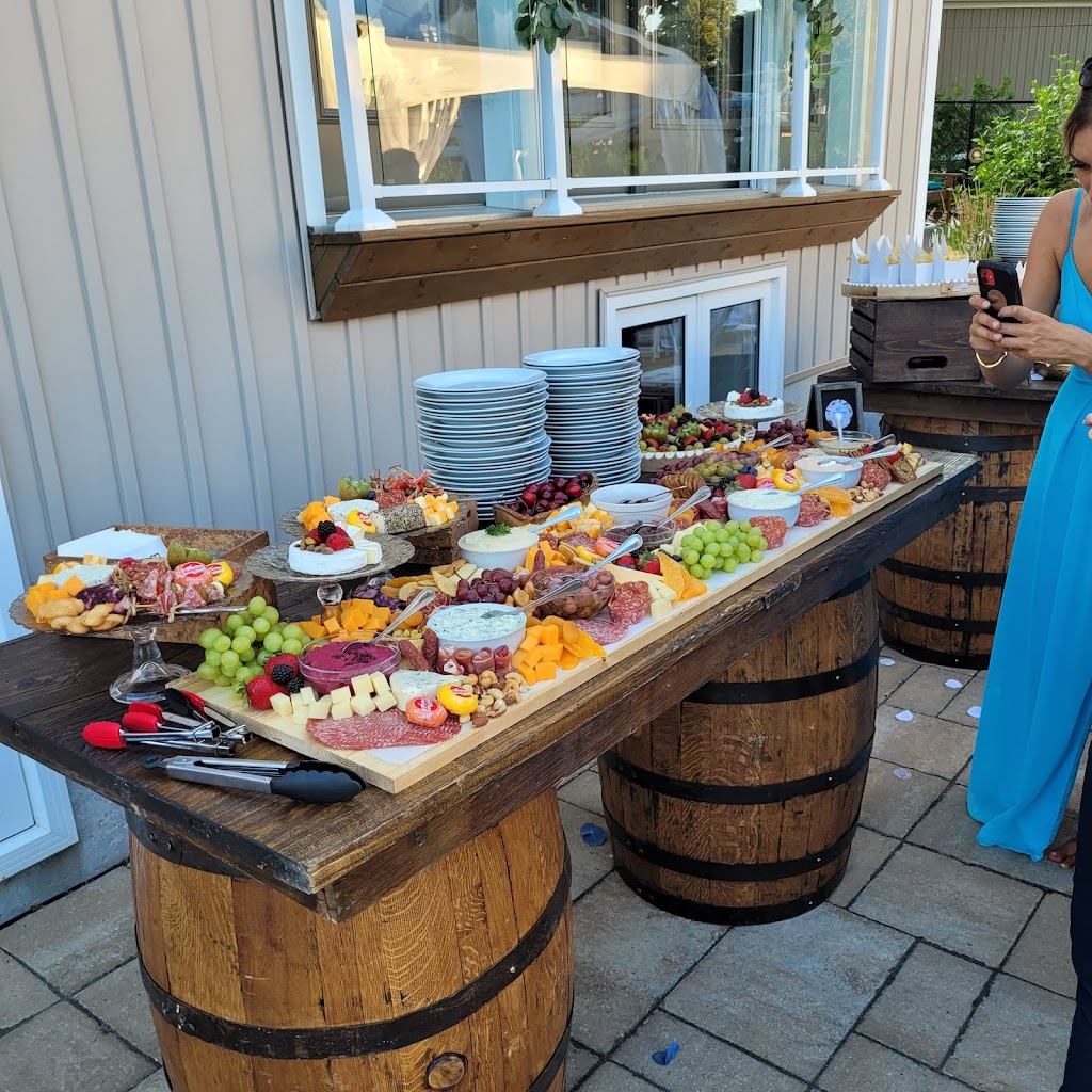 Coles Catering Services | 1626 Simcoe St N, Oshawa, ON L1G 4X9, Canada | Phone: (905) 213-2425