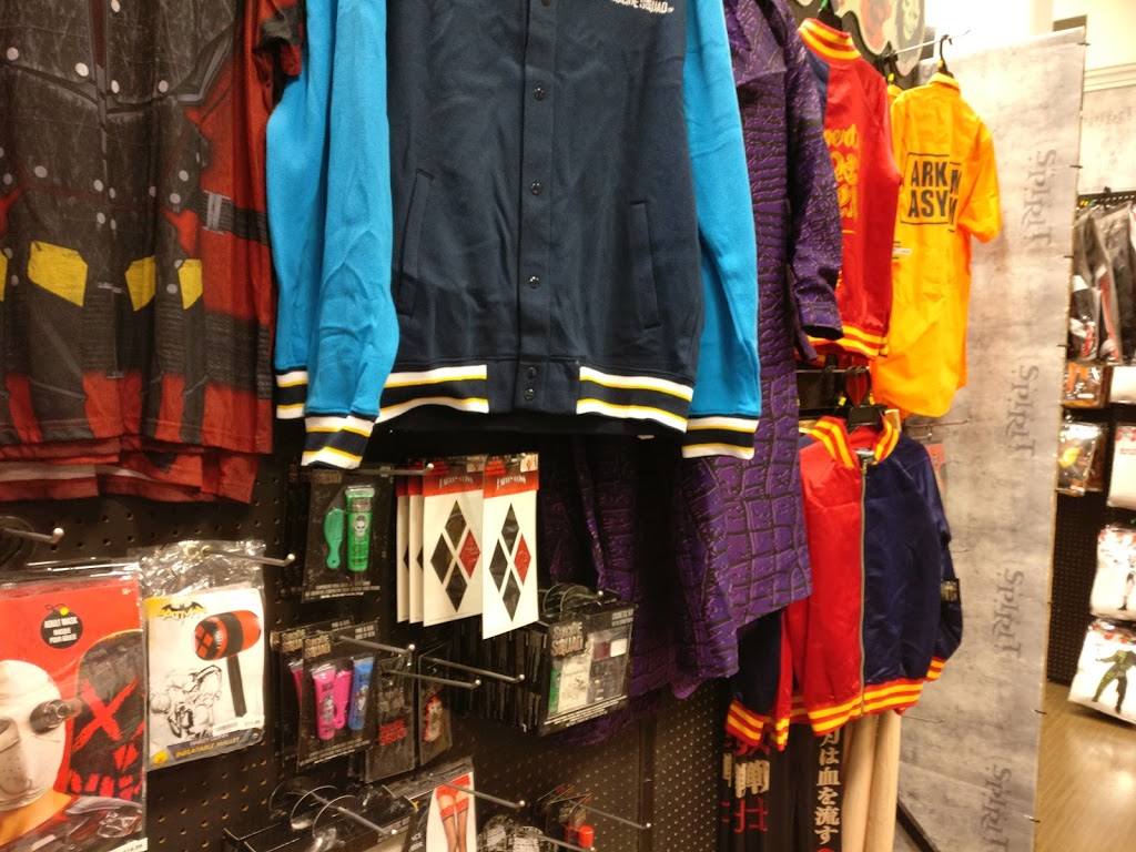 Hot Topic | 261055 Crossiron Blvd, Rocky View No. 44, AB T4A 0G3, Canada | Phone: (587) 538-5934
