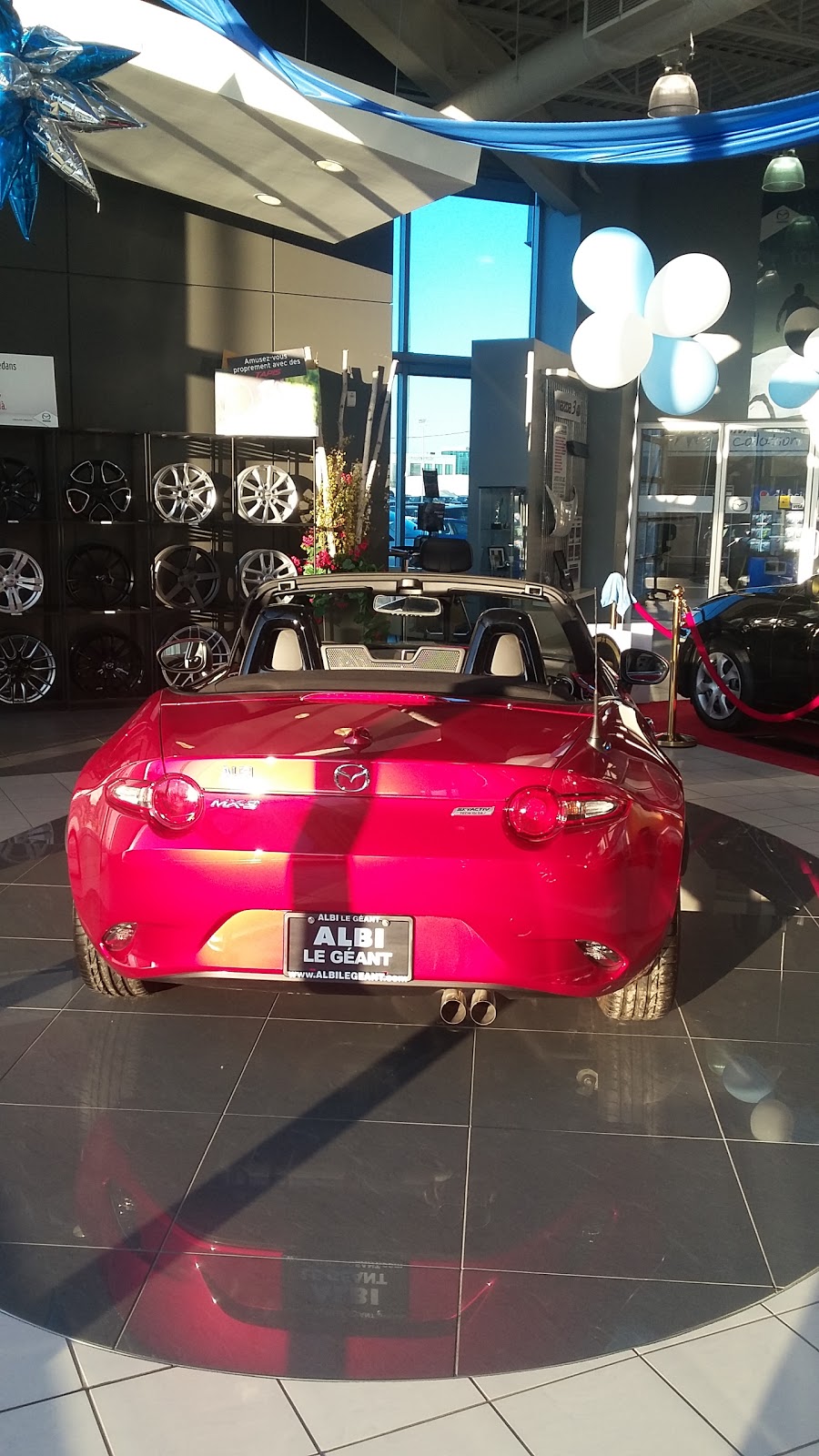 Léveillé Mazda Laval | 1625 Boul Saint-Martin Est, Laval, QC H7G 4R4, Canada | Phone: (450) 669-7075