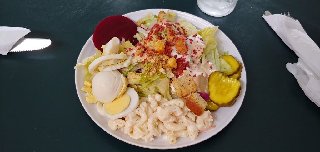 Bridgeview Restaurant | 2801 Highway #2, Johnstown, ON K0E 1T1, Canada | Phone: (613) 925-5663