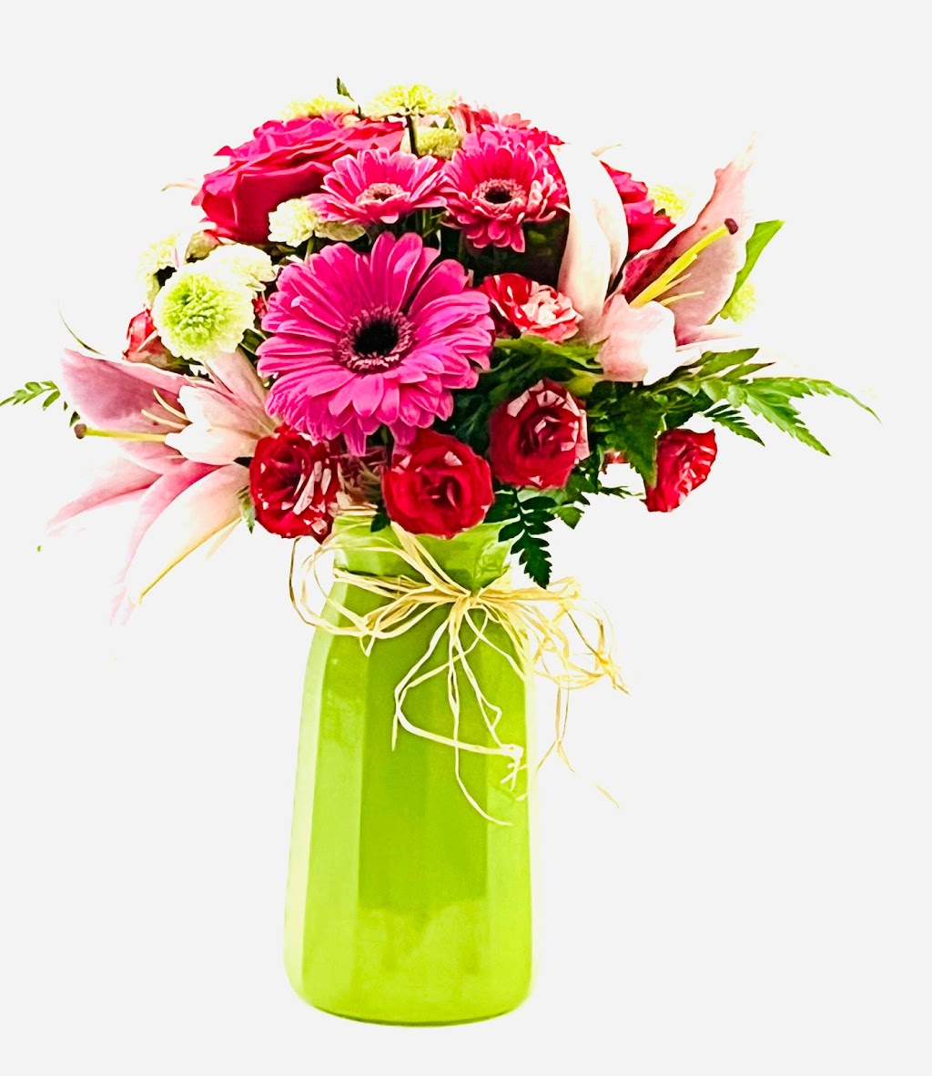 Eight Petals Flower Shop | 58 Harvard Crescent W, Lethbridge, AB T1K 6R4, Canada | Phone: (587) 815-4875
