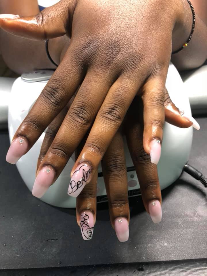 Demo Nails Salon | 18408 64 Ave #104, Surrey, BC V3S 1E9, Canada | Phone: (604) 575-8037