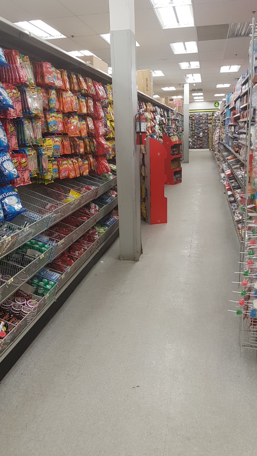 Dollarama | 979 Wellington Rd S, Wellington Southdale Plaza, London, ON N6E 3A9, Canada | Phone: (519) 691-0346
