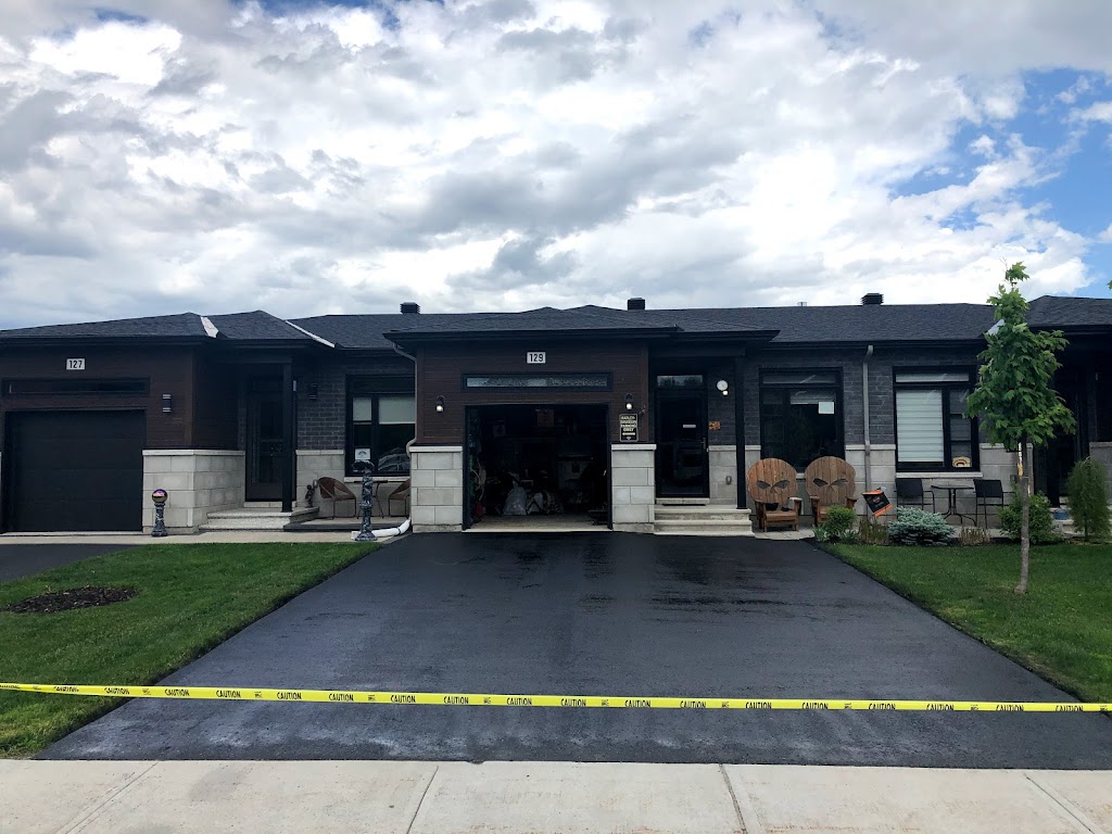 Pad Pal | 111 Cooper St Apt. 918, Ottawa, ON K2P 2E3, Canada | Phone: (613) 299-8735