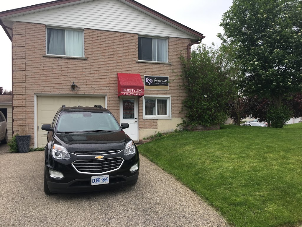 Spectrum Hair Studio | 222 Lorraine Ave, Kitchener, ON N2B 3R2, Canada | Phone: (519) 570-9577