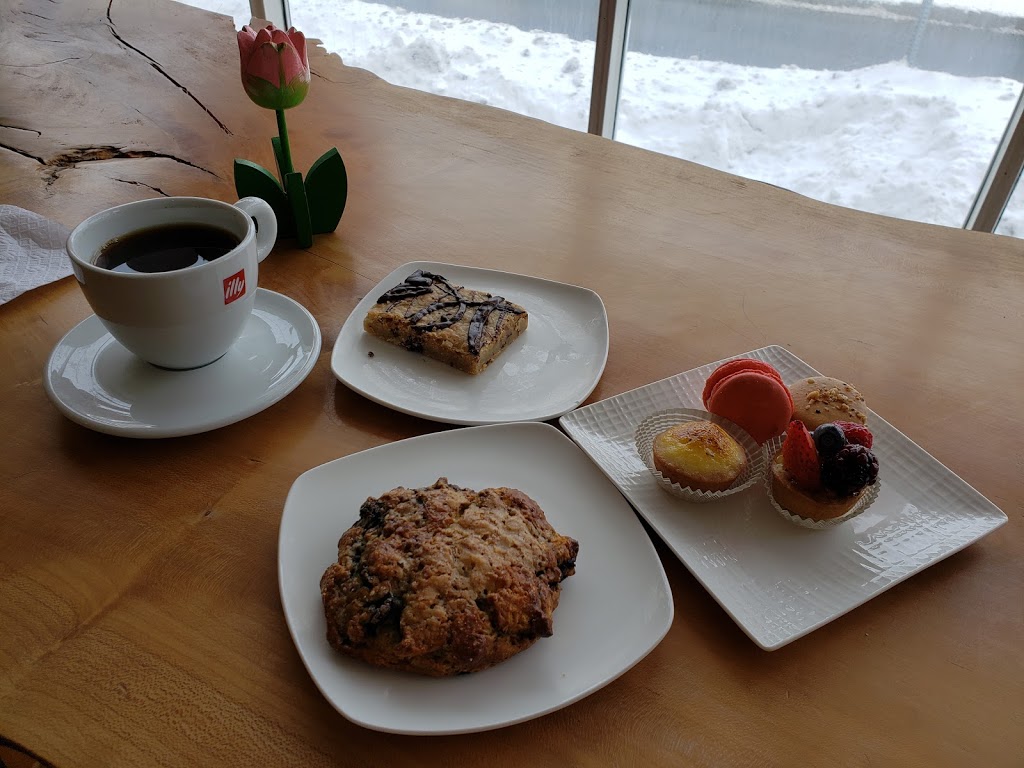 Sabletine Fine Pastries Inc | 209 Lexington Rd, Waterloo, ON N2K 2E1, Canada | Phone: (519) 568-7373